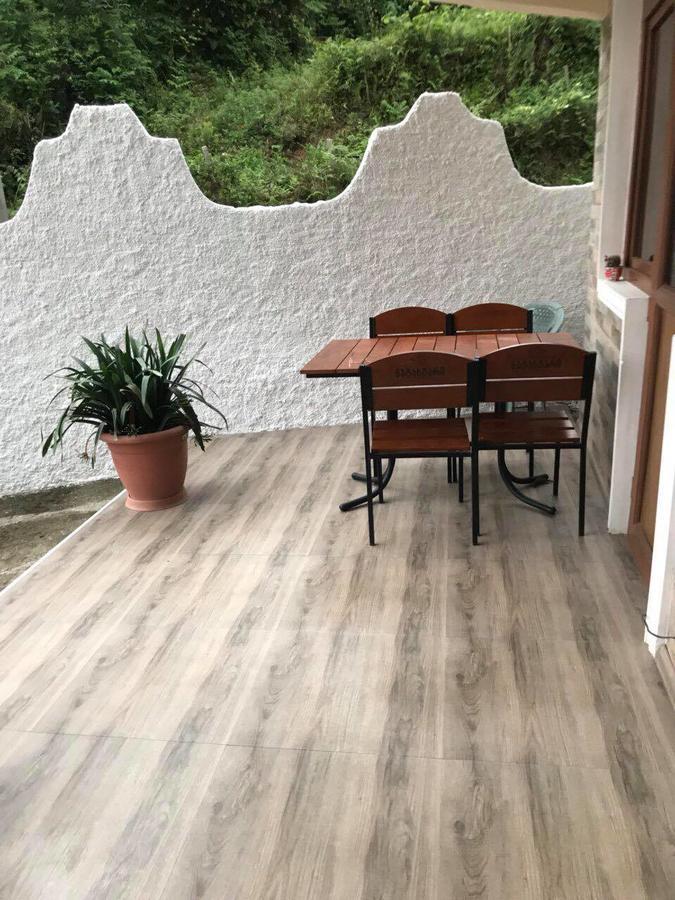 Lela'S Guest House Batumi Zewnętrze zdjęcie