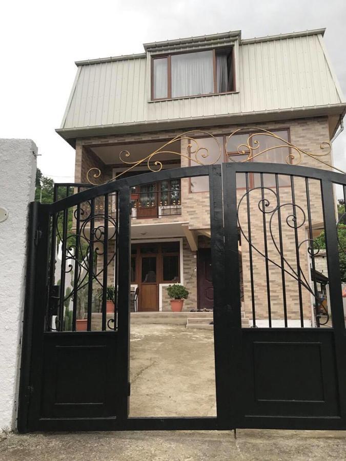 Lela'S Guest House Batumi Zewnętrze zdjęcie